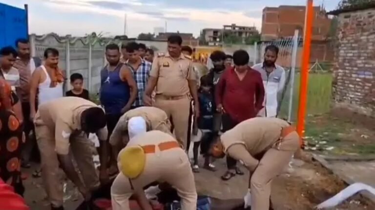 #आजमगढ़ : ट्यूबवेल की पानी की टंकी में मिला युवक का शव#