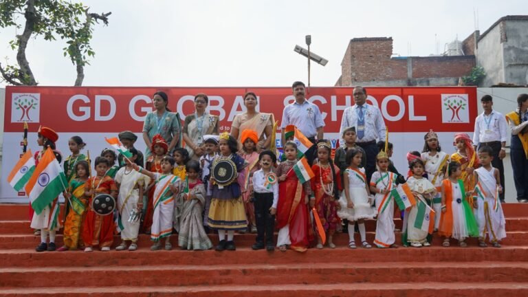 #आजमगढ़ : जीडी ग्लोबल विद्यालय में हर्षोल्लास से मनाया गया स्वतंत्रता दिवस#