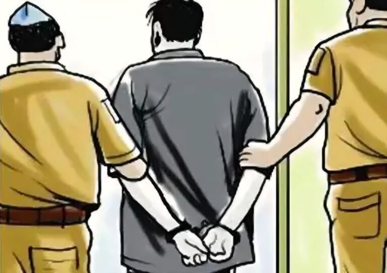 #आजमगढ़ : मजदूरी मांगने पर पेड़ से बांधकर पीटा, किया अपमानित, आरोपी गिरफ्तार#