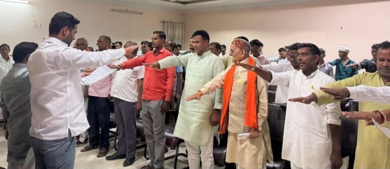 #आजमगढ़ : भाजपा कार्यकर्ताओं ने सुना ‘मन की बात’ का 139वां संस्करण#