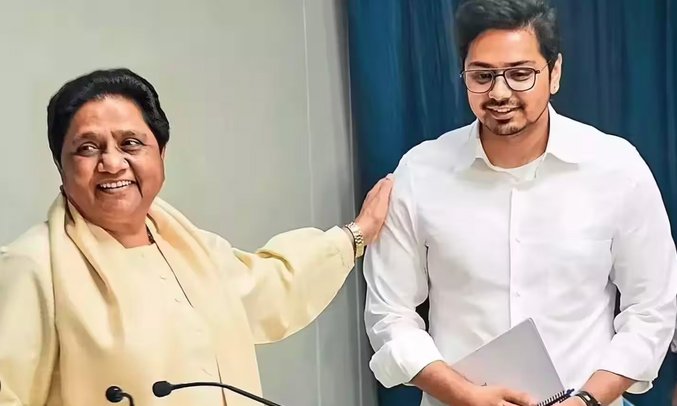 #मायावती ने आकाश आनंद को फिर बनाया बसपा का राष्ट्रीय संयोजक !#